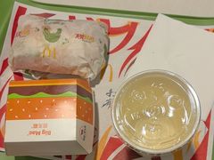 -麦当劳(湖光北街店)