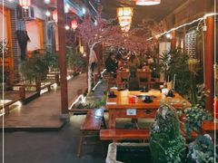 大堂-三道苗苗鱼·美蛙黄辣丁(八里店)