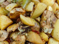 -牛一嘴·兰州牛肉面·大盘鸡(财富中心店)