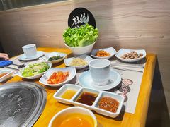 -唯成•韩国炭火烤肉 유성고기