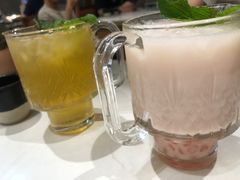 草莓生椰乳-乔阿马·江南味·驴肉香(龙湖华泾天街店)