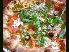 白奶酪鲑鱼披萨-日舞(鹭江道店)