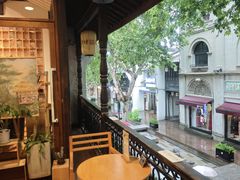 -猫的天空之城概念书店(杭州南宋御街店)