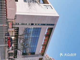 学校十年教龄以上的老师