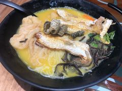 -渔米丰·广府鱼汤米线(光明广场店)