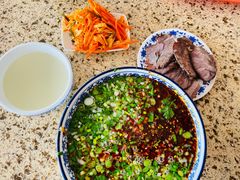 -吾穆勒蓬灰牛肉面·清真(北滨河中路店)