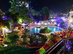 -花水湾第一村温泉大酒店