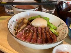 -POKEE VIA&Brunch·维娅(重庆来福士店)