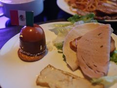 -唐拉雅秀酒店-西锦汇空中BBQ·思创餐厅
