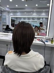 -镁连社·美联社