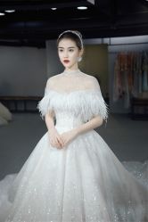 -拉瑞娜LaReine婚纱礼服高级定制