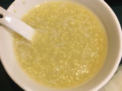 小米粥-老昌春饼(中央大街店)