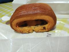 -VERIE BAKEHOUSE