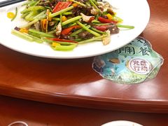 -杨记新泉美食