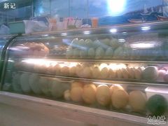 水果柜-佰搭果·广式茶餐厅(西华路店)