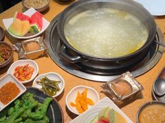-一朵菌·野生菌探索家火锅(南亚店)