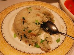 -河畔春天时尚餐厅