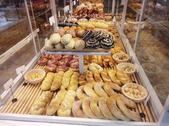 -焙丽拾光(麦凯乐直营店)