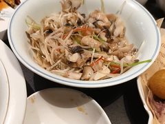 -五谷丰登农家院·地道胶东菜·海鲜烧烤(威海店)