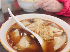 -笑来喜馄饨小笼工坊(通扬路店)