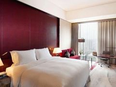 -广州天河希尔顿酒店