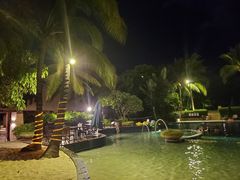 -三亚湾海居铂尔曼度假酒店