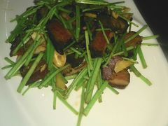 -大鸭梨烤鸭店(金顶街店)