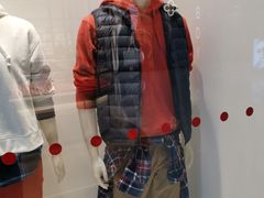 -优衣库(东莞东城万达广场店)