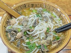 -正宗李家土鸡米线店