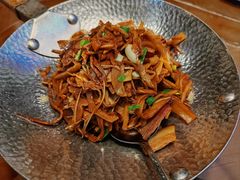 -雀舞云南菜(天津天河城购物中心店)