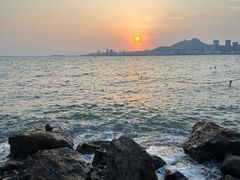 -青岛石老人海水浴场
