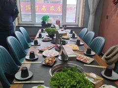 -七甲山烤肉(长白山奇石山珍根艺一条街店)