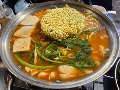 部队火锅-富乐满韩国正宗炸鸡韩国料理(虹泉路店)