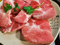 -洞亭火锅(防空洞总店)