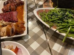 -新大咀港式茶餐厅(宝山万达店)