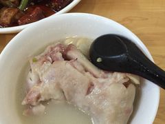 -雷祖芳老妈蹄花店