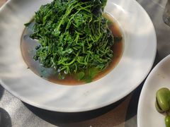 -吴越荣记苏州菜·松鼠桂鱼100%活鱼现做(斜塘老街店)