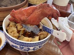 红汤辣馄饨-笑来喜馄饨小笼工坊店(湖滨街店)