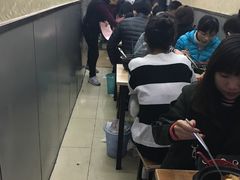 -天瑞福云南过桥米线(十里河店)