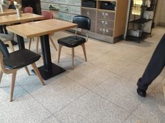 -必胜客(WOW昙华林店)