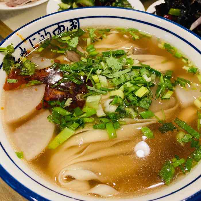 望京牛拉-"上过舌尖上的中国,北京兰州牛拉著名红店了.