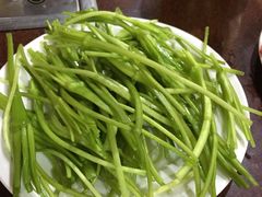 -银同牦牛肉火锅