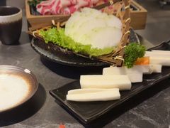-湊湊火锅·茶憩(杭州湖滨银泰in77店)