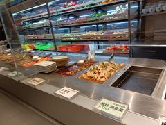 自助取餐区-老乡鸡(上海白玉兰广场店)