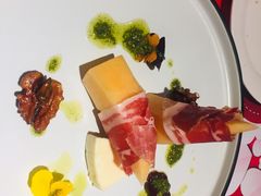 -亮马河饭店翠雅咖啡厅