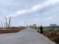 -明蜀王陵(地铁站)