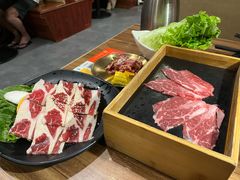 -山居屋炭火烧肉(厚街万达店)