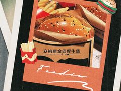 -麦当劳(新王府井店)