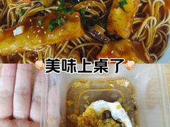 -老街烧烤大排档·地道湖北菜·龙虾馆(汉口火车站店)