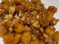 宫保鳕鱼丁-悦海·家宴·冰花皮皮虾大锅贴(宝龙店)